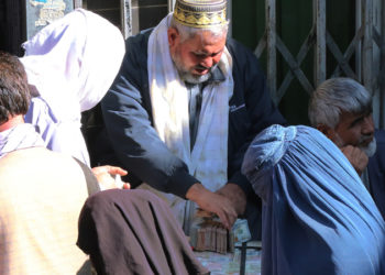 Taliban'ın kontrolündeki Afganistan'da derin yoksulluk: İnsanlar geçinebilmek için organlarını satıyor