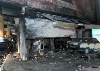 Tamirhanede LPG'li araç patladı