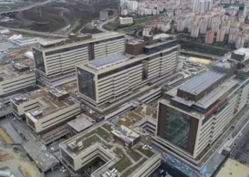 'Ticari sır' g&ouml;r&uuml;len şehir hastanesi s&ouml;zleşmesi ortaya &ccedil;ıktı