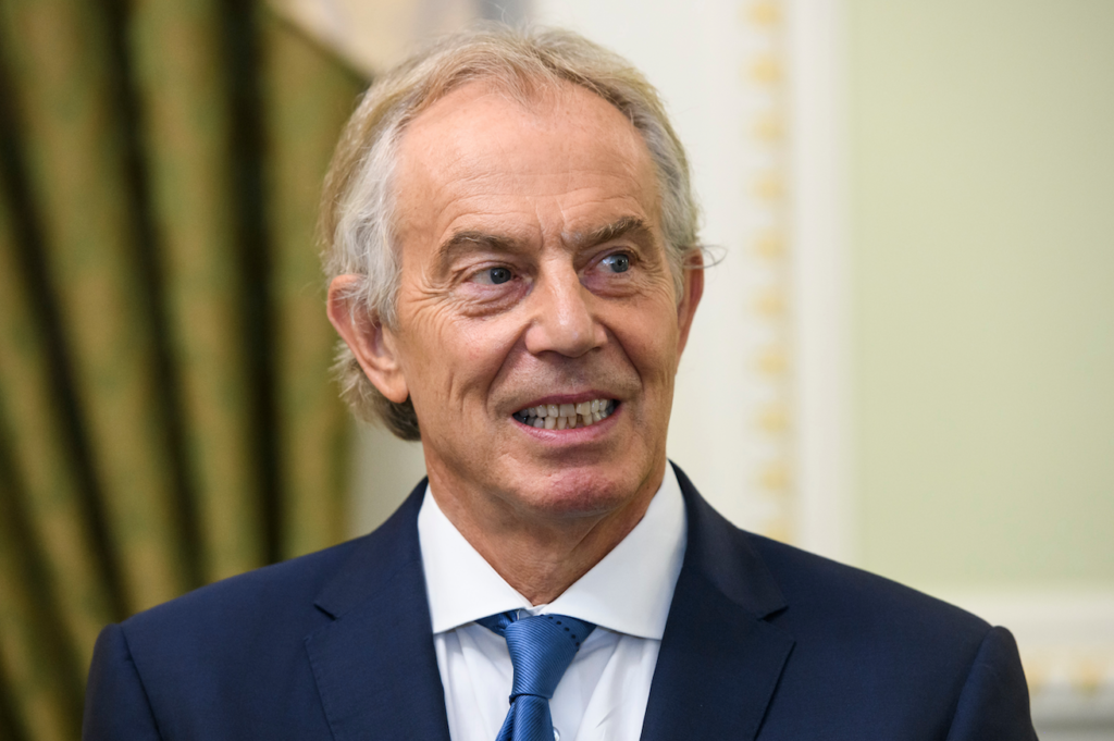 Tony Blair’ın şövalyelik unvanının iptali için yarım milyon imza toplandı 