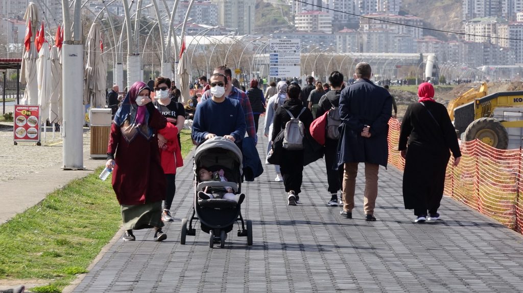 Trabzon İl Sağlık Müdürü Usta: Vaka artışları tedirgin ediyor