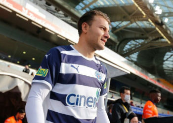 Trabzonspor, Yusuf Erdoğan transferini KAP'a bildirdi