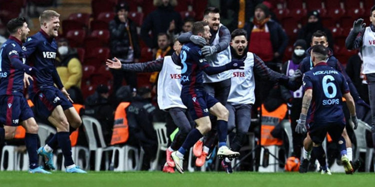 Trabzonspor, İstanbul takımlarına kaybetmedi