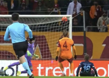 Trabzonspor şampiyonluğa, Galatasaray korku hattına