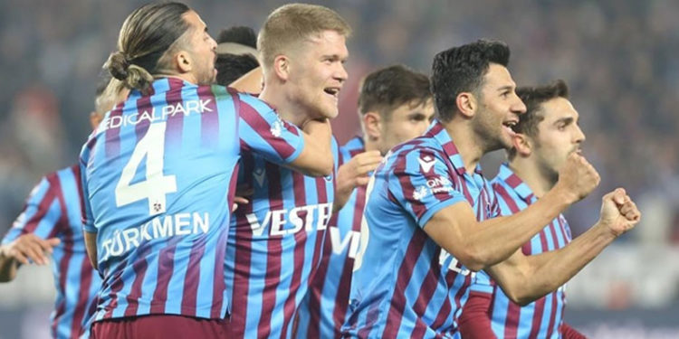 Trabzonspor'dan tarihi puan