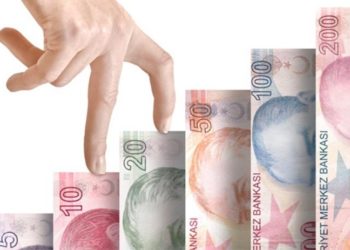 Türk Lirası'ndaki değer kaybı kredi faizlerini tırmandırdı