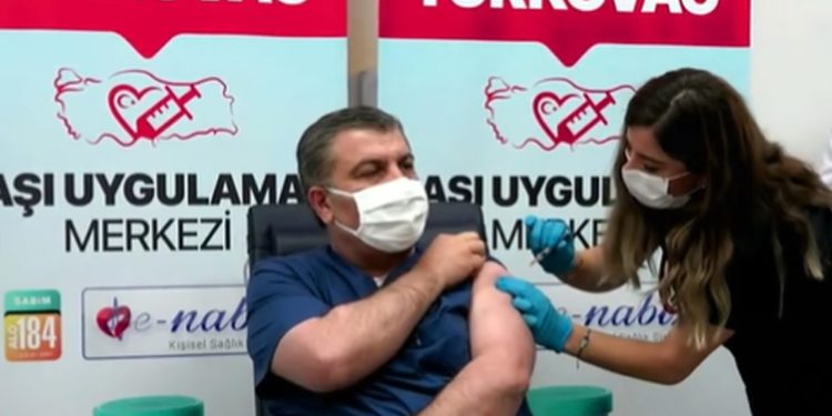 Türk Tabipleri Birliği Başkanı Fincancı: Veriler paylaşılmadan insanlara ‘TURKOVAC yaptırın’ demeyiz