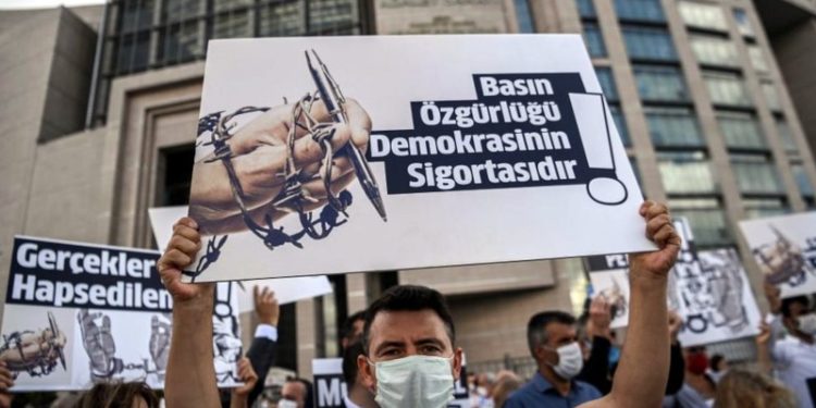 Türkiye basın özgürlüğünde Afganistan'ın 32 basamak gerisinde