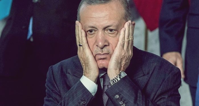 Türkiye’nin politik ve ekonomik çöküşü