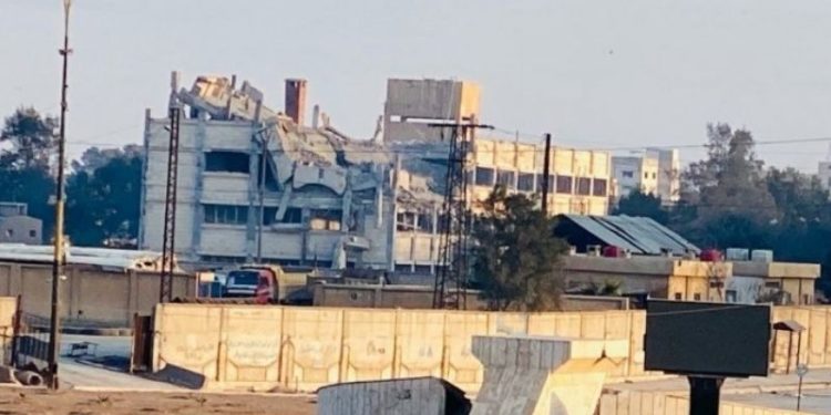 Uluslararası Koalisyon Güçleri, IŞİD'lilerin toplandığı binayı vurdu