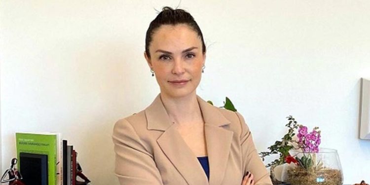 Uzm. Dr. Özlem Bora: Gençler intihar haberlerinden etkileniyor