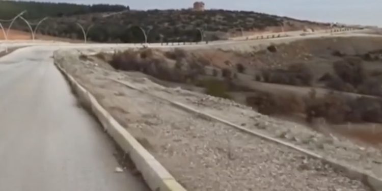 Uşak’ta 9 kilometrelik alandaki kaldırım taşları çalındı