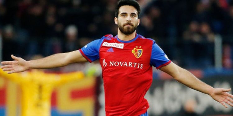 Valencia, Eray Cömert'i kadrosuna kattığını açıkladı