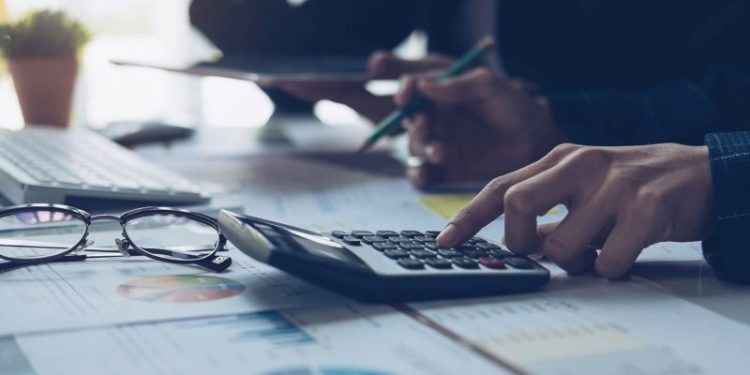 Varlıklarını TL'ye dönüştüren kurumlara vergi muafiyeti teklifi Meclis'te