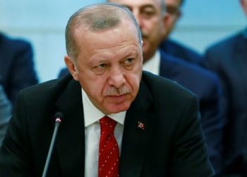 Vekillerden Erdoğan’a: ‘Kürt meselesinde daha özenli bir dil kullanılsın’