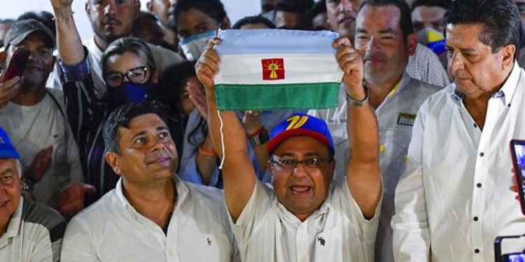 Venezuela: Muhalefet, iktidar partisinin 'kalesinde' seçimleri kazandı