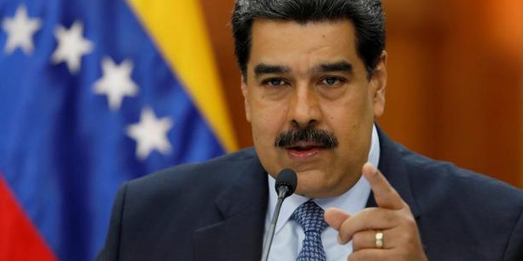 Venezuela'da muhalefet Maduro'nun görevden alınması için yeterli imzaya ulaşamadı