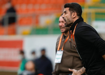 Volkan Demirel'den Zorbay Küçük'e: Penaltıysa hakemliği bıraksın, değilse ben hocalığı bırakacağım