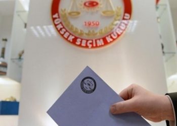 YSK, 200 bin karton oy verme kabini alım talebini kabul etti