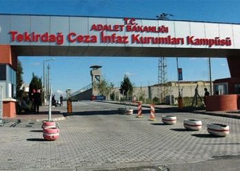 Yanlış teşhis konulan tutuklu felç kaldı