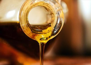 "Yağ fiyatlarındaki artışın sebebi Türkiye'nin kendi ihtiyacı olan ayçiçeğini üretemiyor olması"