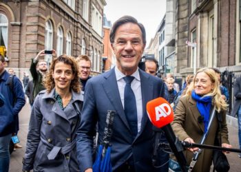 Yeni Hollanda hükümetinde iki Türkiye kökenli kadın bakan