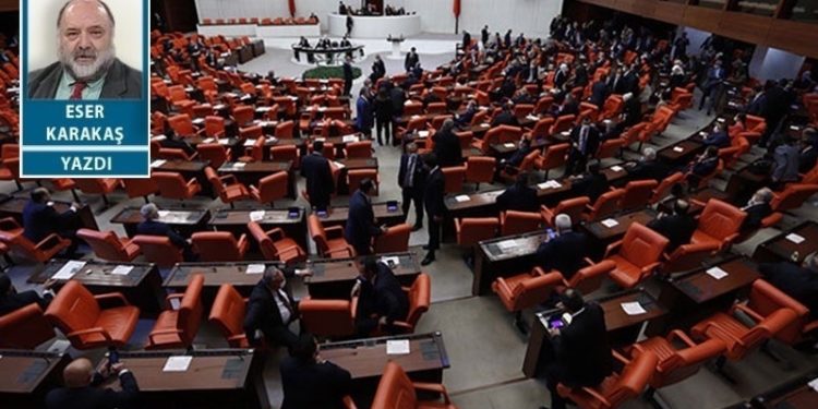 Yeni sistem arayışında 'uzlaşma' anlamsızlığı