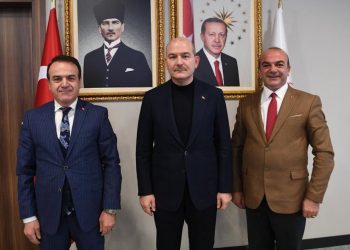 Yolsuzluktan ceza alan AKP’li belediye başkanlarından Soylu’ya ziyaret