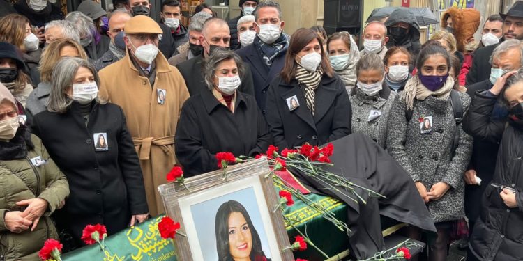 Öldürülen avukatın kardeşi: Ablamı koruyamadılar