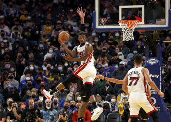 Ömer Faruk Yurtseven'den double double geldi, Miami Heat rahat yendi