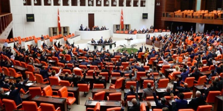 Öğretmenlik Meslek Kanunu Teklifi kabul edildi