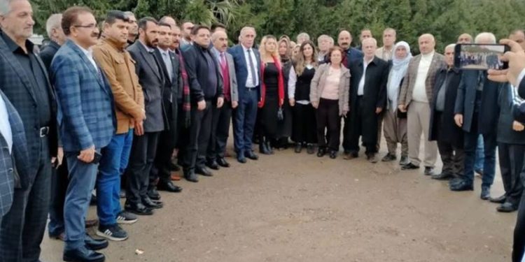 Üç aşiretten CHP'ye toplu bir şekilde katılım