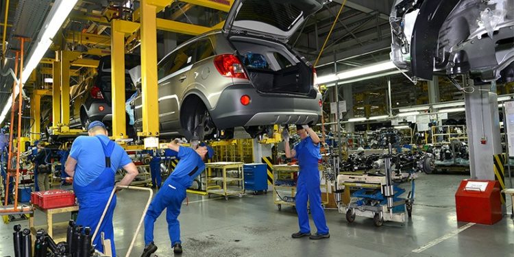 Üç günlük elektrik kesintisinin otomotive faturası 1 milyar dolar