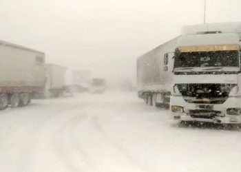 İYİ Parti: Kuzey Marmara yolu 17 saat kapalı kaldı, affedilecek gibi değil