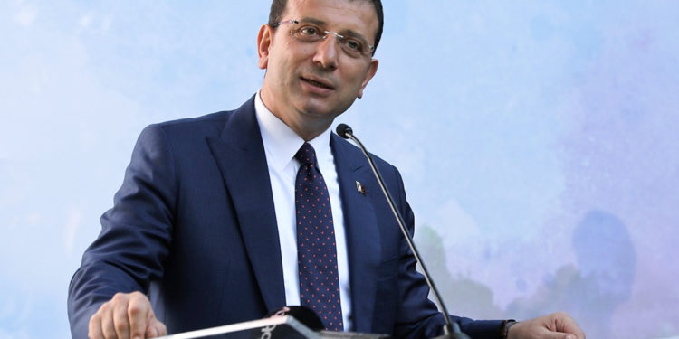 İmamoğlu: ‘Sizin metroyla buluşmanızı engelliyorlar, artık hepsini afişe edeceğim’