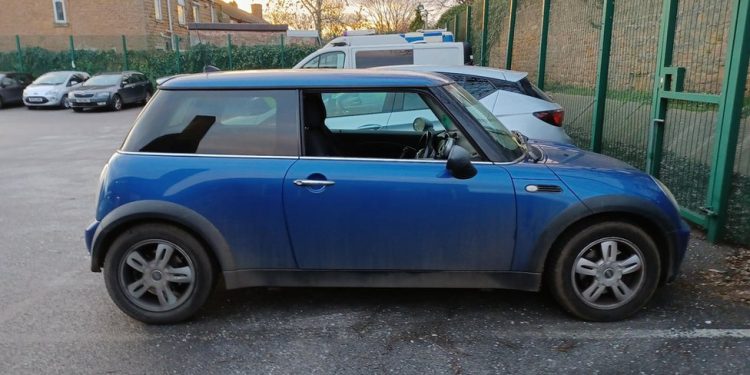 İngiltere'de bir sürücünün 72 yıldır ehliyetsiz araç kullandığı ortaya çıktı