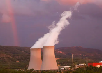 İspanya, nükleer enerji ve doğal gazın "yeşil yatırım" olarak sınıflandırılması teklifine karşı çıktı