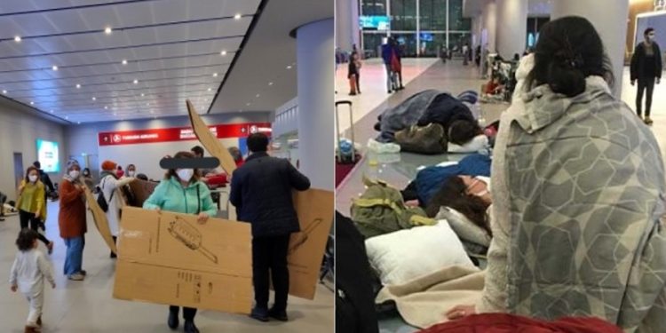 İstanbul Havalimanı’nda yolculara uyumaları için karton dağıtıldı, bakanlar Atatürk Havalimanı’nı kullandı