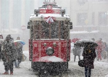 İstanbul'da kar yağışı ne kadar s&uuml;recek?