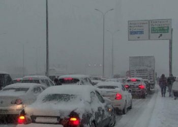 İstanbul’da özel araçların trafiğe çıkışı yasaklandı