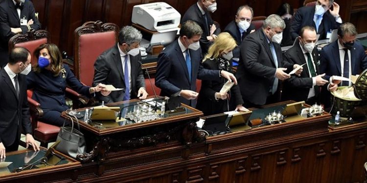 İtalya'da cumhurbaşkanlığı seçimlerinin 6’ıncı turunda da sonuç çıkmadı