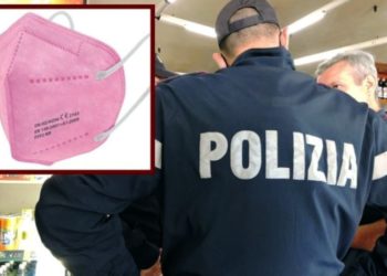 İtalya'da polisten 'pembe maske' tepkisi