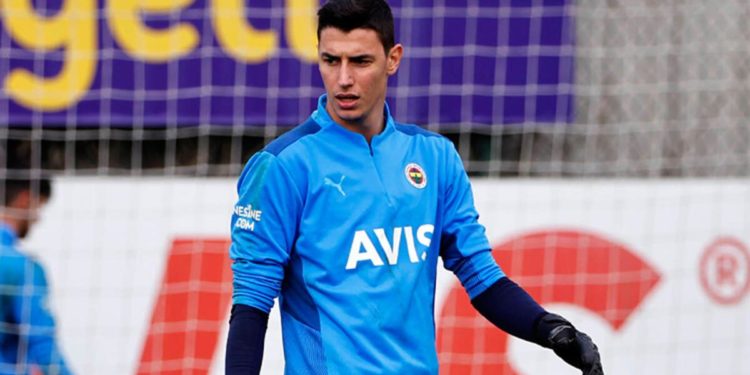 İtalyan devinden Fenerbahçeli Berke Özer'e yakın takip