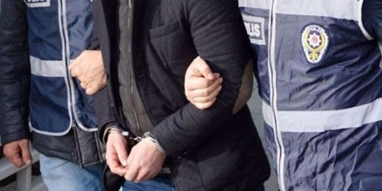 İzmir merkezli 40 ilde operasyon: 185 gözaltı kararı