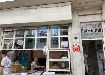 İzmir’deki 188 yıllık pideci ekonomik krize dayanamadı