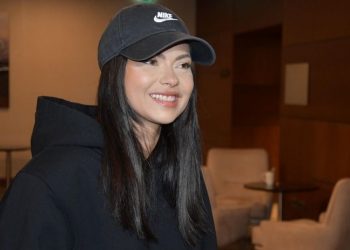 Şarkıcı Inna, hava muhalefeti nedeniyle İstanbul'a inemedi