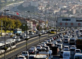 Türkiye’de 3 kişiden birinin otomobil alma imkanı yok; alım gücü 2006’dan beri yüzde 26 azaldı