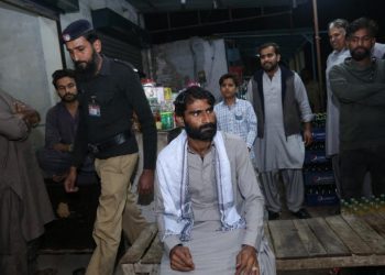 Namus cinayeti sayılmadı: Pakistan’da kız kardeşini öldüren hükümlü annesinin affıyla serbest kaldı