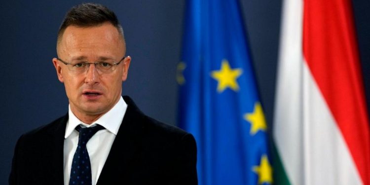 Macaristan: ‘Topraklarımıza daha fazla NATO askeri girmesine izin vermeyeceğiz’