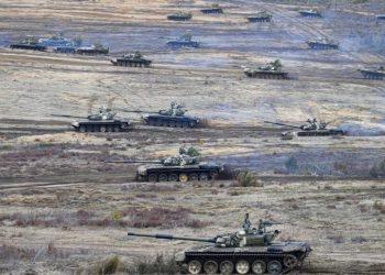 Belarus ile Rusya’dan tatbikata devam kararı, AB’den ‘Devamlı zeytin dalı uzatamayız’ mesajı